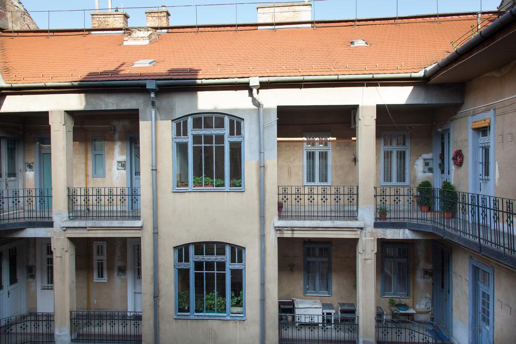 Self Check-In Eco Studio In The Heart Of Buda Budapest Extérieur photo